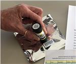 Kit per la misura del radon (Foto: Agenzia provinciale per l’ambiente)