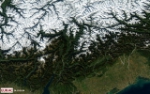 Dal satellite le montagne innevate dopo l’anticipo di inverno della scorsa settimana. Foto USP/Eurac