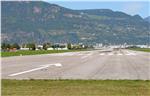 La pista di decollo e atterraggio dell’aeroporto di Bolzano