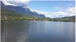 Natura, turismo e ambiente: Il lago di Caldaro è una delle principali attrazioni turistiche dell’Alto Adige. 